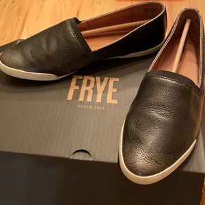 FRYE Melanie slip on shoes size 9.5